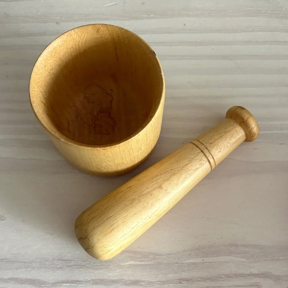 Wooden Mortar and Pestle Set - Natural Light‎ Wood